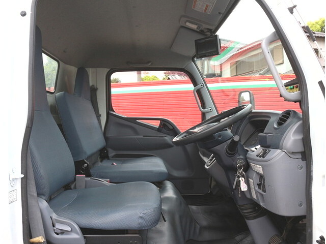 三菱ふそうキャンターパッカー車（塵芥車）小型（2t・3t）[写真31]