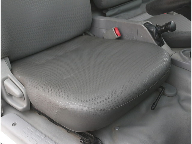 日野デュトロ高所作業車小型（2t・3t）[写真26]