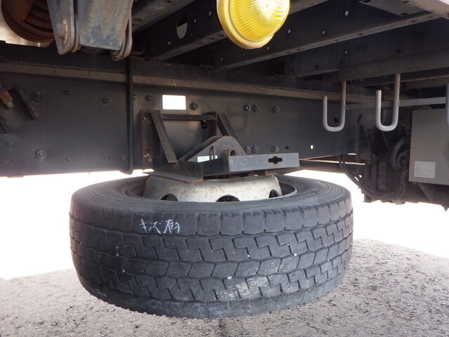 三菱ふそうスーパーグレートアルミウイング大型（10t）[写真22]