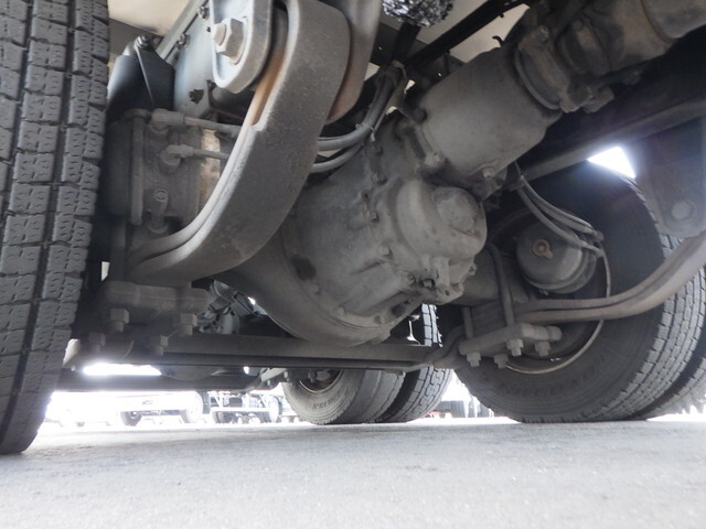 三菱ふそうスーパーグレートアルミウイング大型（10t）[写真27]