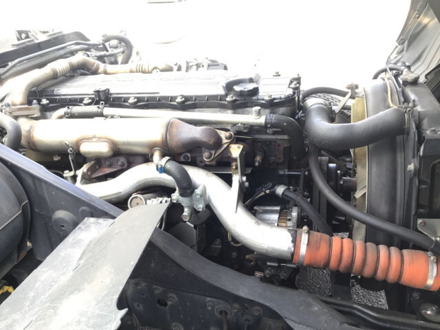 三菱ふそうファイターアルミウイング中型（4t）[写真04]