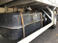 三菱ふそうファイターアルミウイング中型（4t）[写真07]