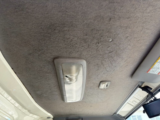 いすゞエルフ冷凍車（冷蔵車）小型（2t・3t）[写真28]