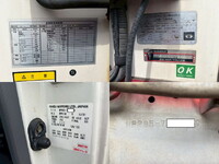 いすゞエルフ冷凍車（冷蔵車）小型（2t・3t）[写真40]