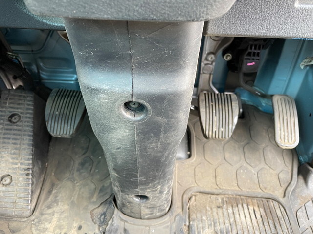 日野レンジャーパッカー車（塵芥車）中型（4t）[写真21]