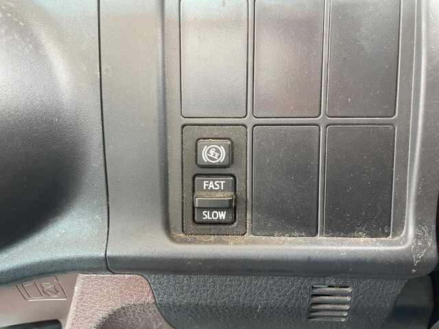 日野レンジャーパッカー車（塵芥車）中型（4t）[写真22]