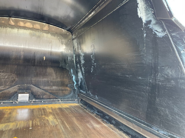 日野レンジャーパッカー車（塵芥車）中型（4t）[写真04]