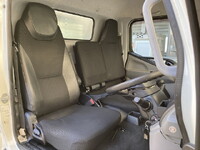 三菱ふそうキャンターアルミバン小型（2t・3t）[写真14]