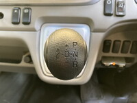 三菱ふそうキャンターアルミバン小型（2t・3t）[写真17]