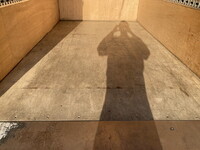 三菱ふそうキャンターアルミバン小型（2t・3t）[写真23]