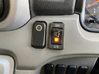 三菱ふそうキャンターアルミバン小型（2t・3t）[写真35]