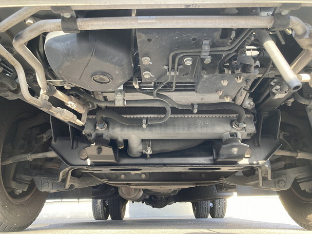 三菱ふそうキャンターアルミバン小型（2t・3t）[写真08]