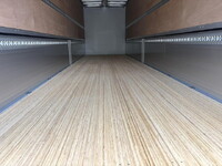 三菱ふそうスーパーグレートアルミウイング大型（10t）[写真12]