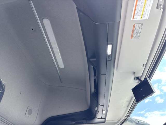 三菱ふそうスーパーグレートアルミウイング大型（10t）[写真22]