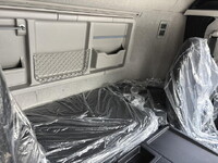 三菱ふそうスーパーグレートアルミウイング大型（10t）[写真24]