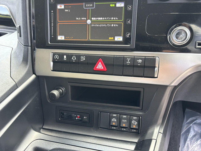 三菱ふそうスーパーグレートアルミウイング大型（10t）[写真25]