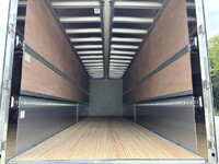 三菱ふそうスーパーグレートアルミウイング大型（10t）[写真09]