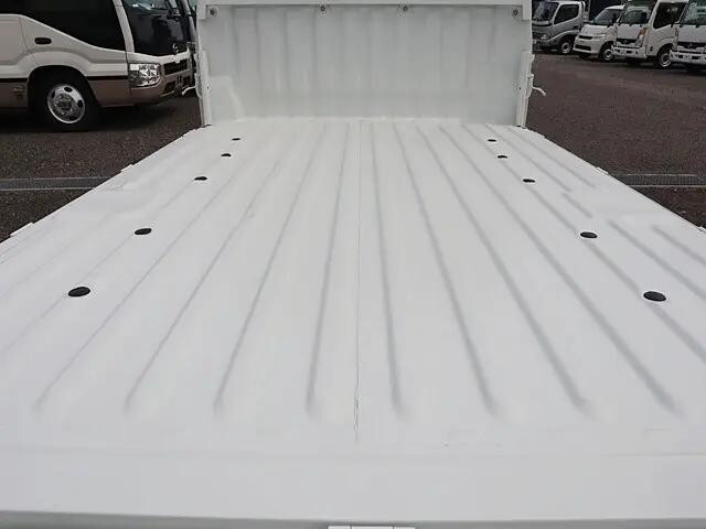 トヨタライトエース平ボディ小型（2t・3t）[写真11]