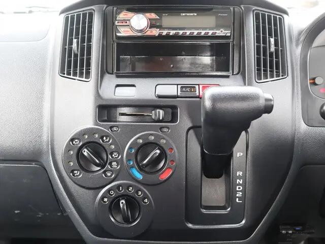 トヨタライトエース平ボディ小型（2t・3t）[写真33]