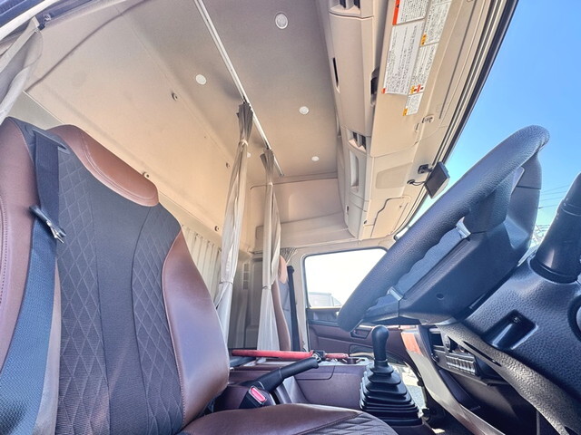 日野レンジャーアルミウイング中型（4t）[写真11]