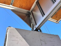 日野レンジャーアルミウイング中型（4t）[写真28]