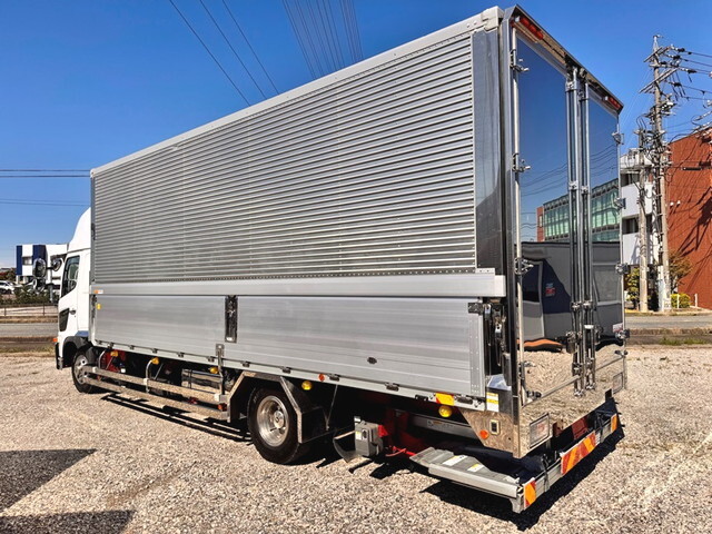 日野レンジャーアルミウイング中型（4t）[写真04]