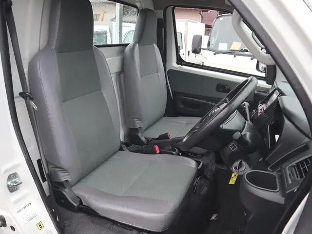 トヨタタウンエース平ボディ小型（2t・3t）[写真27]