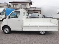 トヨタライトエース平ボディ小型（2t・3t）[写真13]