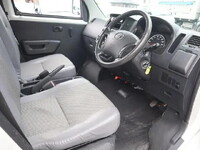 トヨタライトエース平ボディ小型（2t・3t）[写真24]