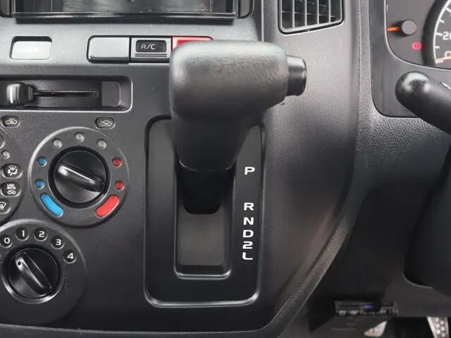 トヨタライトエース平ボディ小型（2t・3t）[写真28]