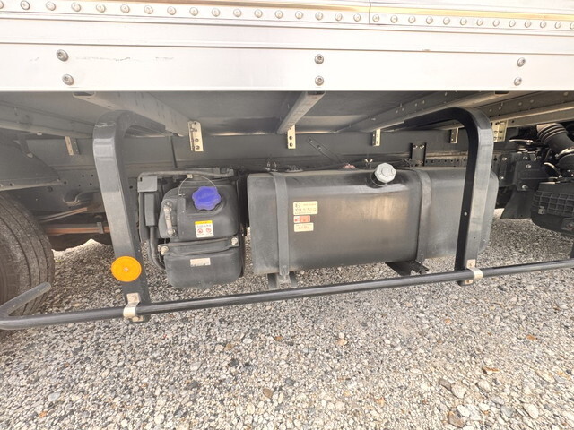 いすゞエルフアルミバン小型（2t・3t）[写真25]