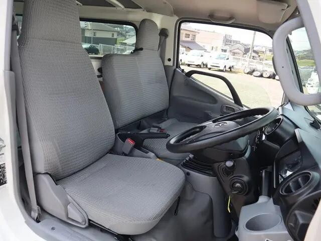 トヨタダイナルートバン小型（2t・3t）[写真29]