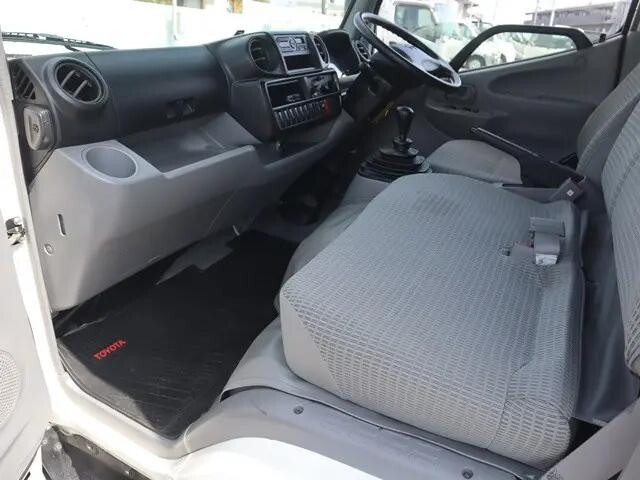 トヨタダイナルートバン小型（2t・3t）[写真30]