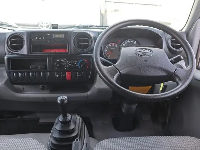 トヨタダイナルートバン小型（2t・3t）[写真32]