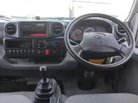 トヨタダイナルートバン小型（2t・3t）[写真33]