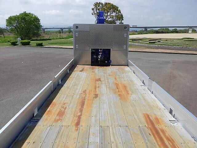 日野プロフィアセルフクレーン4段大型（10t）[写真11]