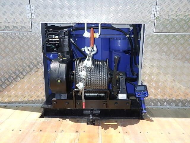 日野プロフィアセルフクレーン4段大型（10t）[写真14]