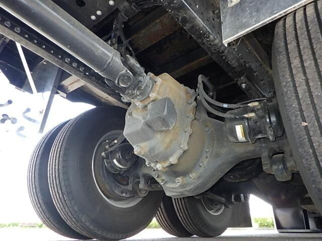 日野プロフィアセルフクレーン4段大型（10t）[写真20]