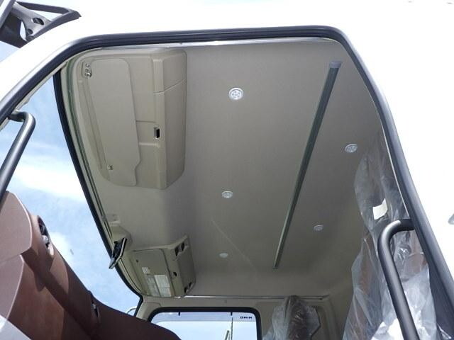 日野プロフィアセルフクレーン4段大型（10t）[写真24]