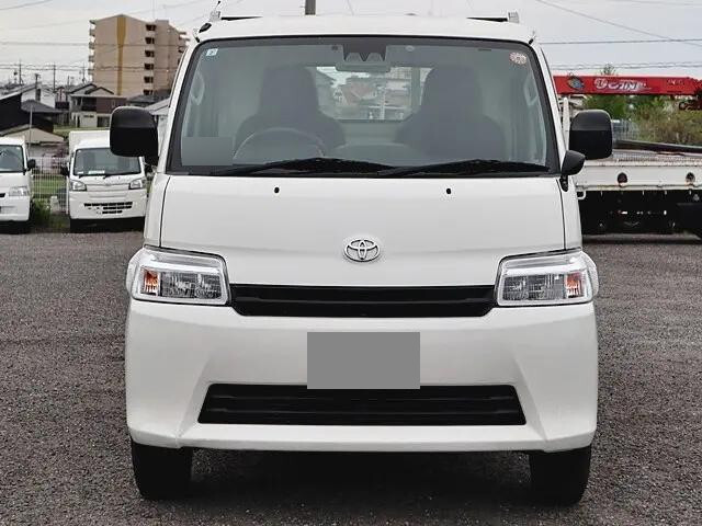 トヨタタウンエース平ボディ小型（2t・3t）[写真05]