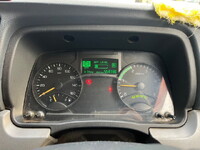 三菱ふそうキャンターセルフクレーン4段小型（2t・3t）[写真06]