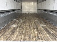 三菱ふそうファイターアルミウイング中型（4t）[写真11]