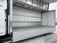 三菱ふそうファイターアルミウイング中型（4t）[写真17]