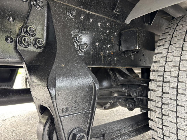 三菱ふそうファイターアルミウイング中型（4t）[写真19]