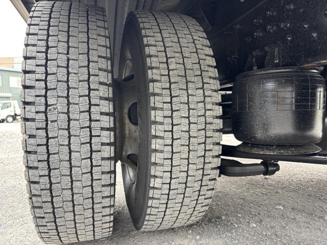 三菱ふそうファイターアルミウイング中型（4t）[写真23]