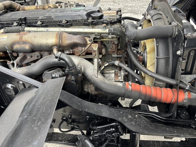 三菱ふそうファイターアルミウイング中型（4t）[写真37]