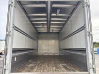 三菱ふそうファイターアルミウイング中型（4t）[写真08]