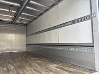 三菱ふそうファイターアルミウイング中型（4t）[写真09]