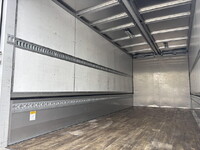 三菱ふそうファイターアルミウイング中型（4t）[写真10]