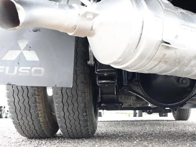 三菱ふそうキャンターダンプ小型（2t・3t）[写真24]